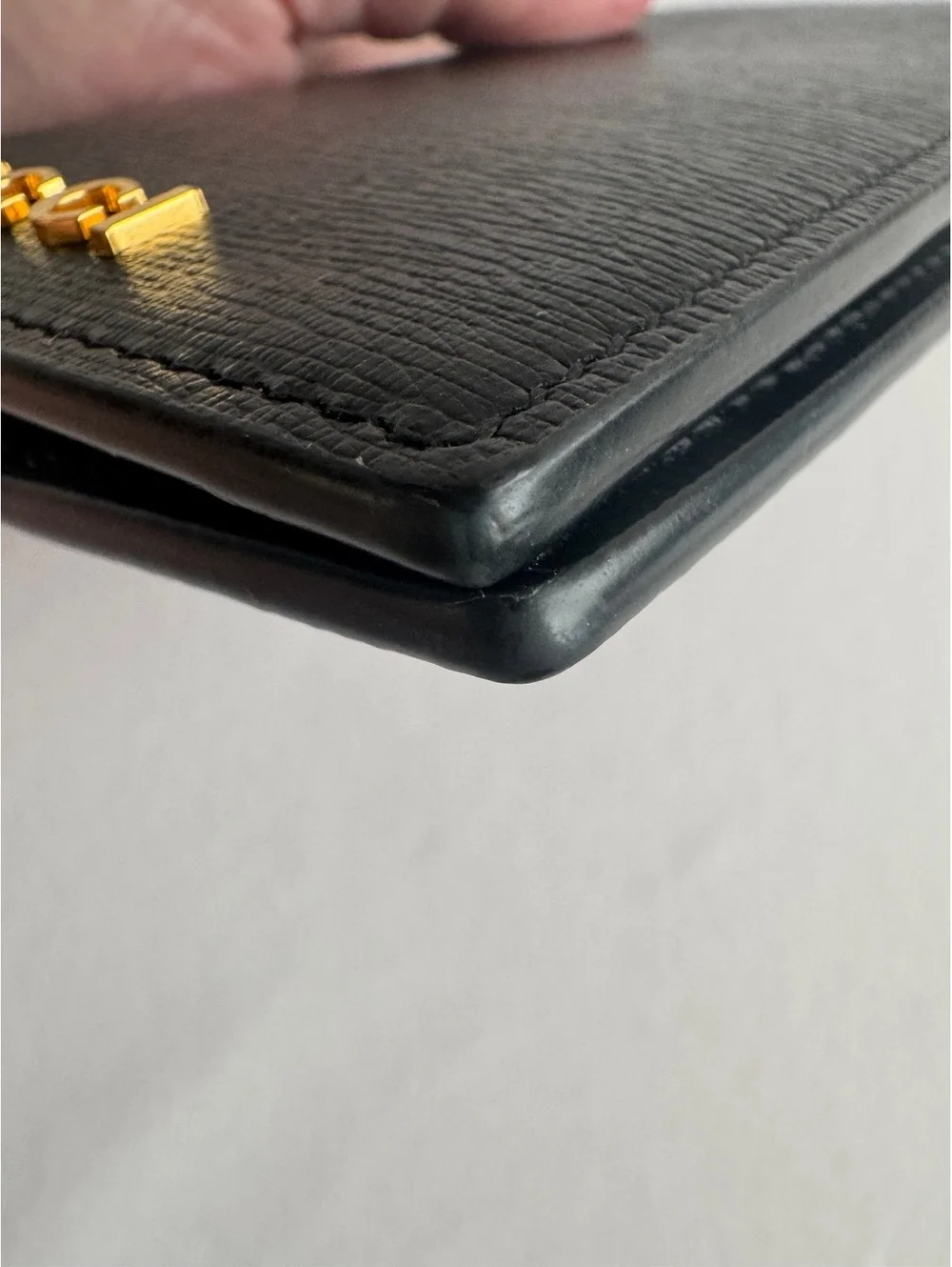 Gucci Black Leather Passport Cover Wallet Gold Logo Made in Italy